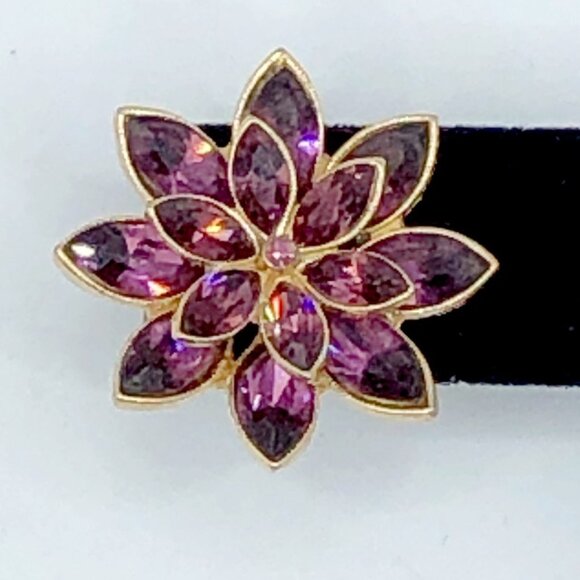 Vintage Purple Floral Screw Back Earrings + Bonus Brooch (Needs Repair) - Picture 11 of 14